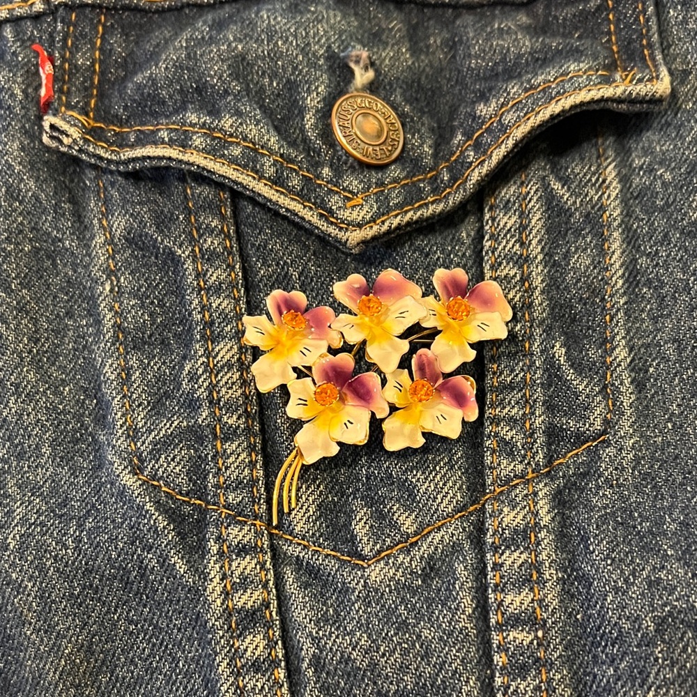 Beautiful Enameled Floral Brooch